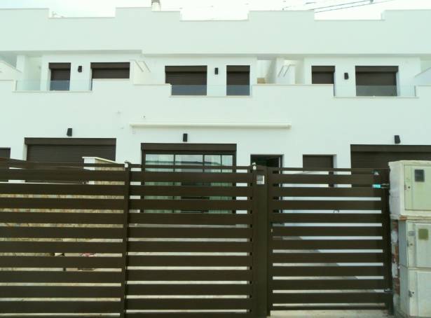 For sale - Semi Detached / Linked Villa - Pilar De La Horadada - Torre De La Horadada