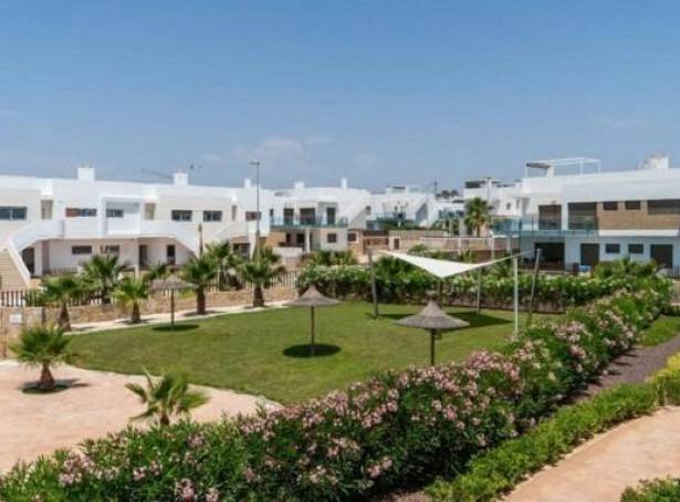 For sale - Top Floor Bungalow - Guardamar & Vega Baja - Vistabella Golf
