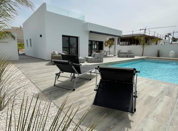 For sale - Detached Villa - Guardamar & Vega Baja - Rafal