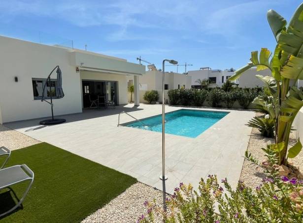 For sale - Detached Villa - Guardamar & Vega Baja - Rafal