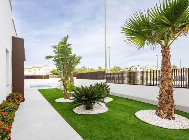 For sale - Semi Detached / Linked Villa - Guardamar & Vega Baja - Vistabella Golf