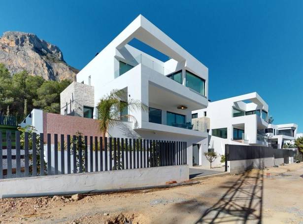 For sale - Villa - Polop & La Nucia - Polop