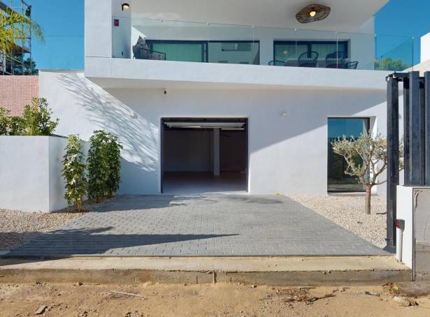 For sale - Villa - Polop & La Nucia - Polop