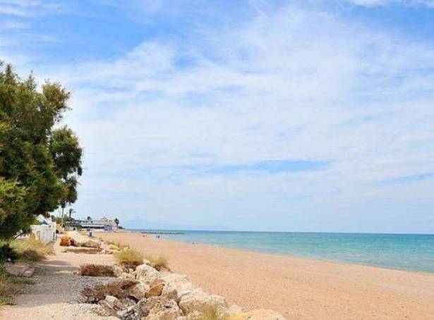 For sale - Semi Detached / Linked Villa - Denia - North Beach Area 