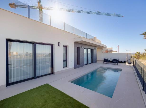 For sale - Detached Villa - Torrevieja - El Chaparral 