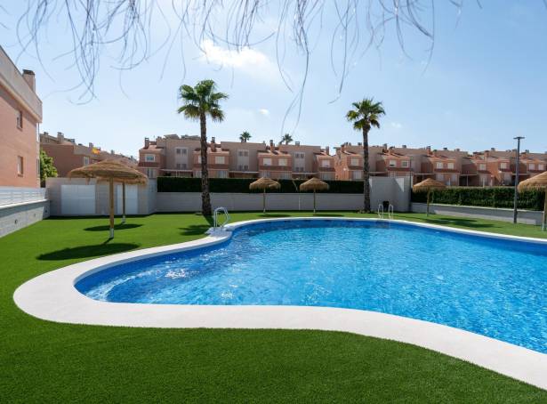 For sale - Semi Detached / Linked Villa - Elche - Gran Alacant 