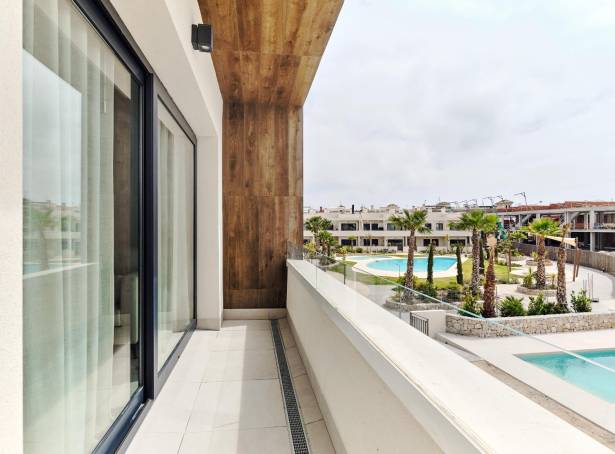 For sale - Top Floor Bungalow - Torrevieja - La Veleta 