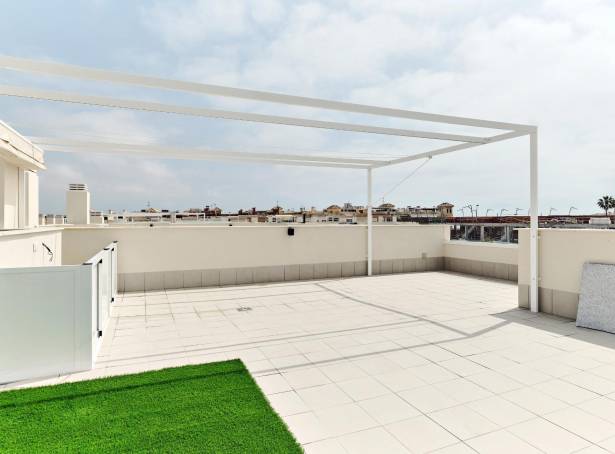 For sale - Top Floor Bungalow - Torrevieja - La Veleta 