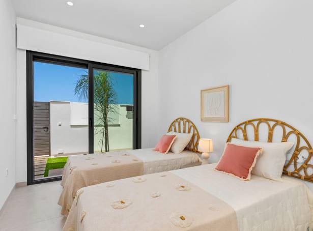 For sale - Semi Detached / Linked Villa - Los Alcazares - Serena Golf Resort
