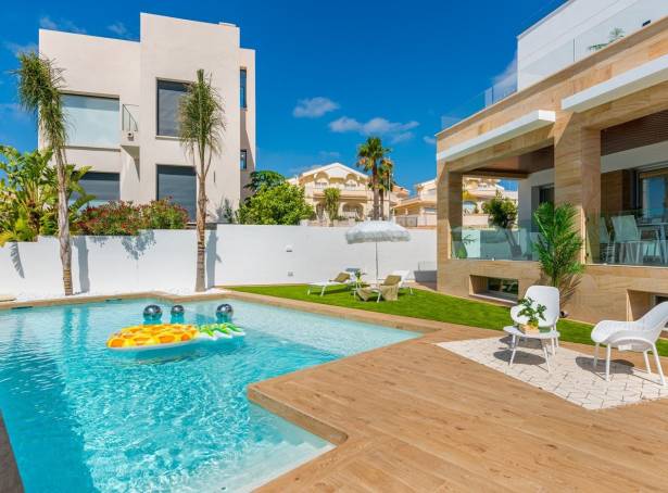 For sale - Detached Villa - Guardamar & Vega Baja - Quesada & Dona Pepa