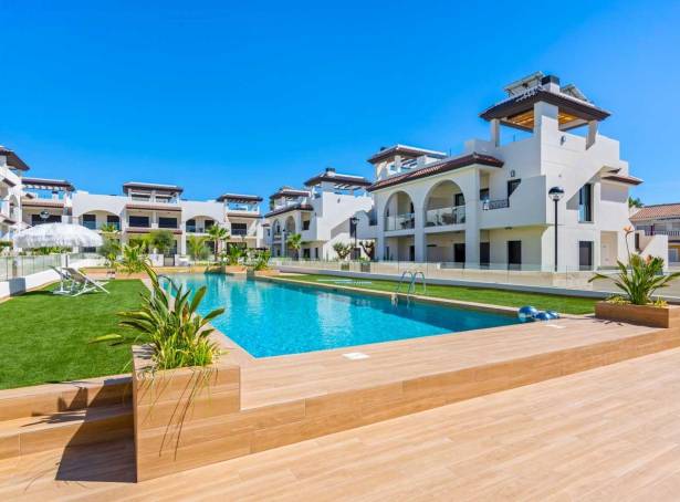For sale - Top Floor Bungalow - Guardamar & Vega Baja - Quesada & Dona Pepa